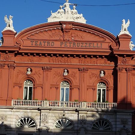 Al Teatro Rooms Bari Eksteriør billede